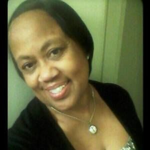 Meet your Posher, Cynthia